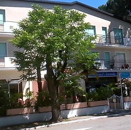 Hotel Antille Marina Romea